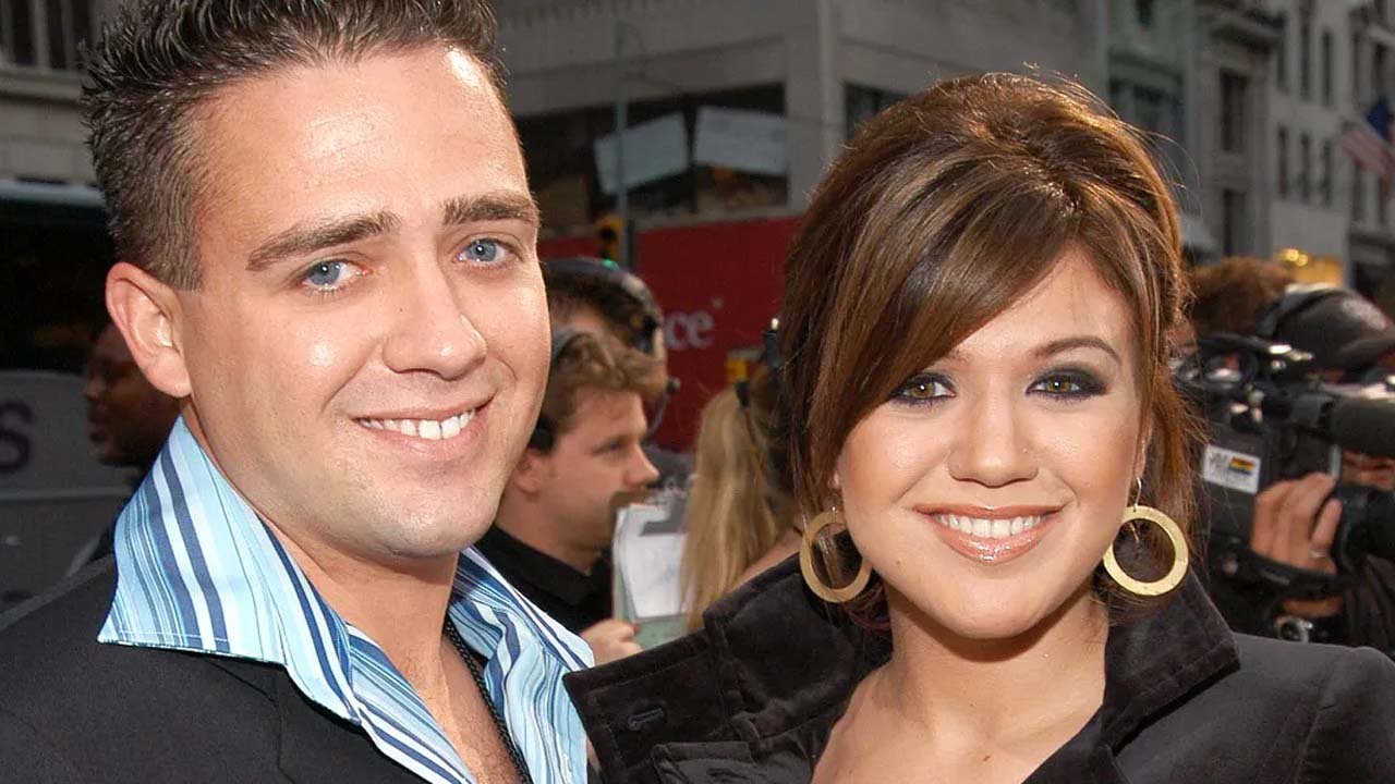 Jason Clarkson and Kelly Clarkson's Close Relationship